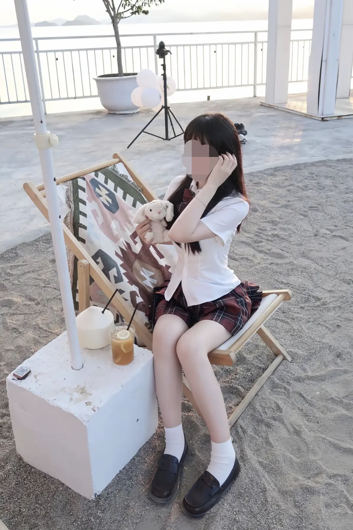 免费看《成都莉莉岛景区厕所网红视频》，1080P高清画质，感受成都莉莉岛旅拍网红的独特魅力，在线观看不卡顿！