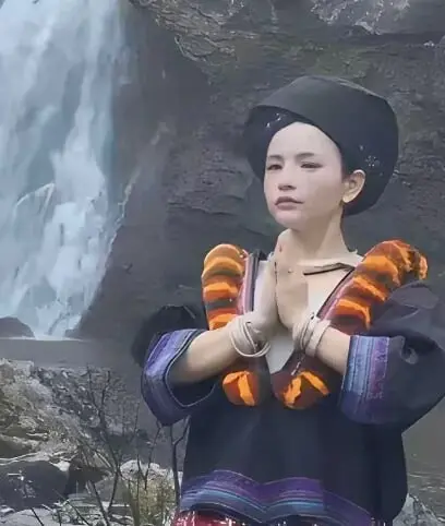 《苗族瀑布女孩》1080P高清全集免费在线看，无删减完整版在樱花动漫等你来 - VS影院提供网盘免费分享资源