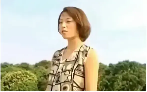 4K超高清《农民伯伯乡下妹2》无删减免费看 - 乡土伦理片经典之作 - 《农民伯伯乡下妹2》演绎篱笆墙边的故事 - 星辰影院资源