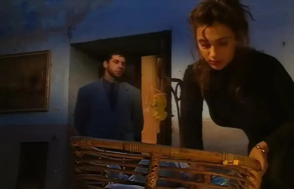 1994版意大利电影《那不勒斯风格的剧本》免费在线看，赛仑selen主演高清全集，无删减完整版蓝光原盘资源！