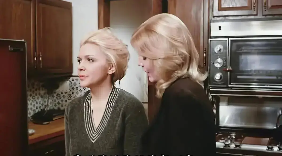 经典修复！《一个年轻家庭主妇的自白1974》1080P高清无删减版-一个年轻家庭主妇的自白1974中文字幕+网盘观看渠道