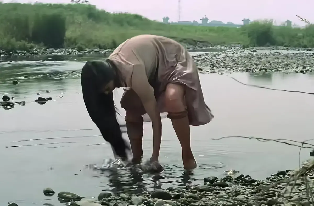 《芦苇地狱》HD超高清无删减免费无广告流畅播放 - 《芦苇地狱》超清完整版在线观看电影 - 《芦苇地狱》完整资源一键保存沉浸式畅看不卡顿