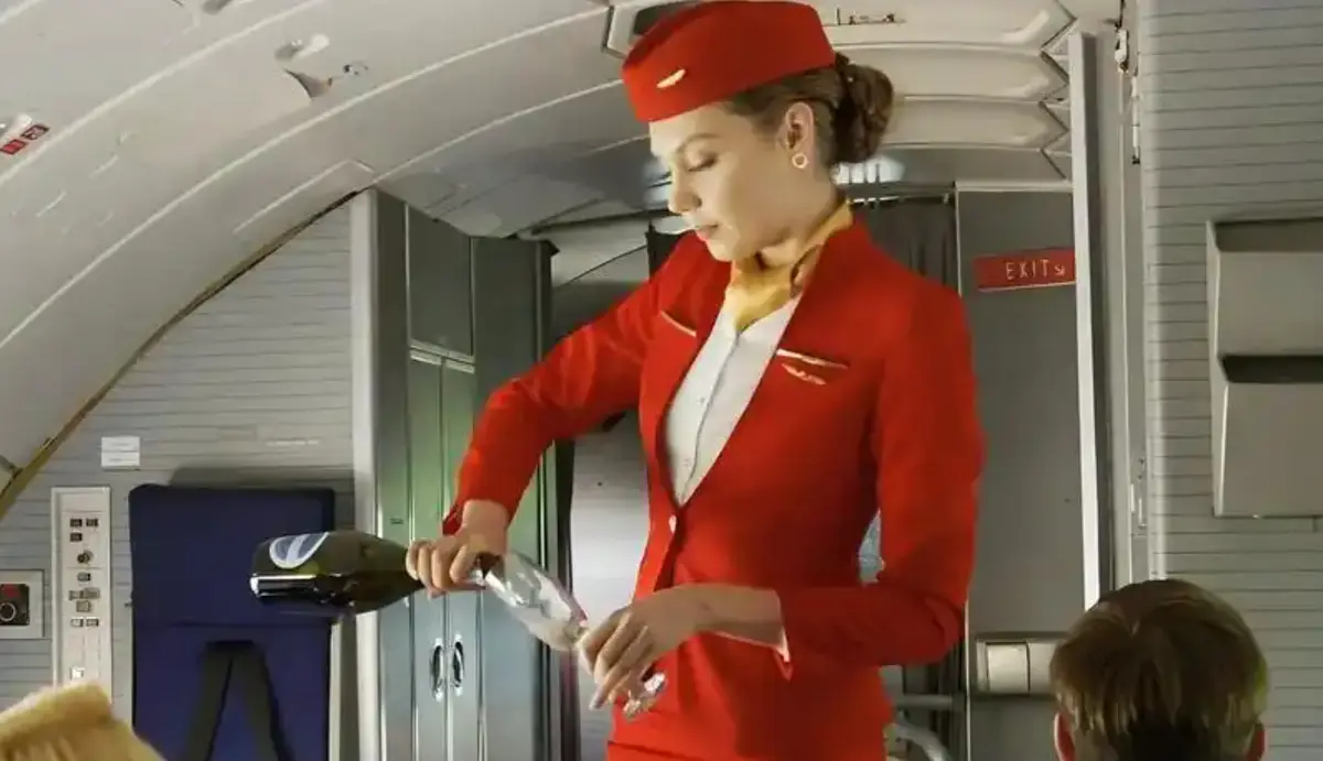 免费在线观看啄木鸟系列《法国空乘4》4K完整版-2026法国空乘4-《法国空乘4》超清全集无广告播放
