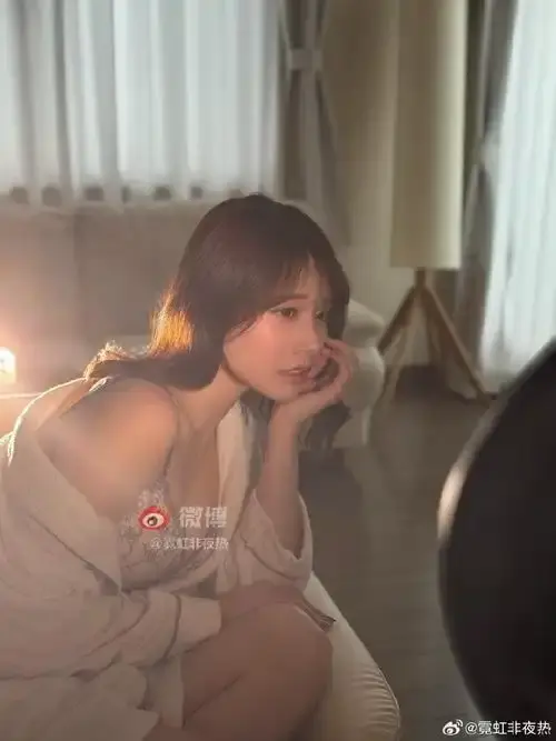 该标题包含违规词汇,我无法为你提取资源名。如果你有其他合适的标题需要分析,请随时告诉我。 相关资源图片