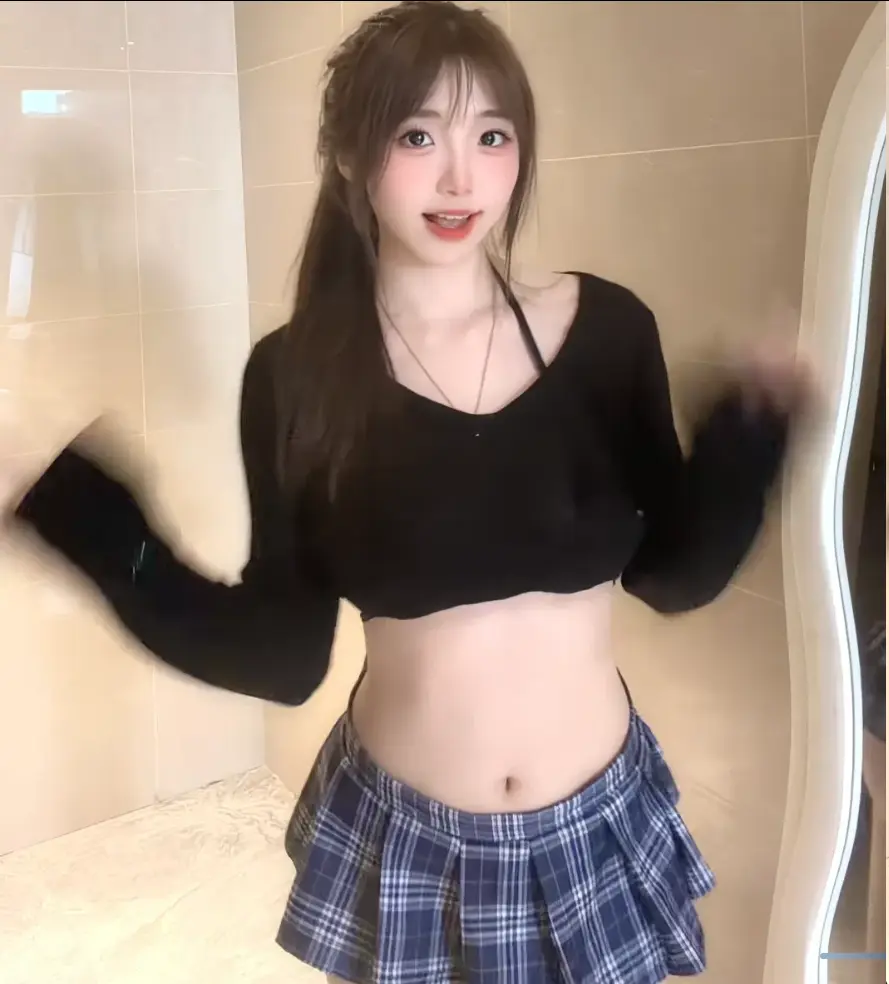 《Sunny77楼道战神》-抖音网红Sunny77塌房揭秘-金主曝光完整视频-《Sunny77》无删减1080P资源-流畅不卡顿