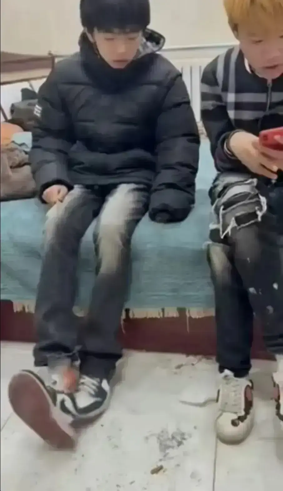《校园轻奢男孩》全网最新同步更新 - 轻奢小子与轻奢二人组故事 - 4K超高清免费在线看